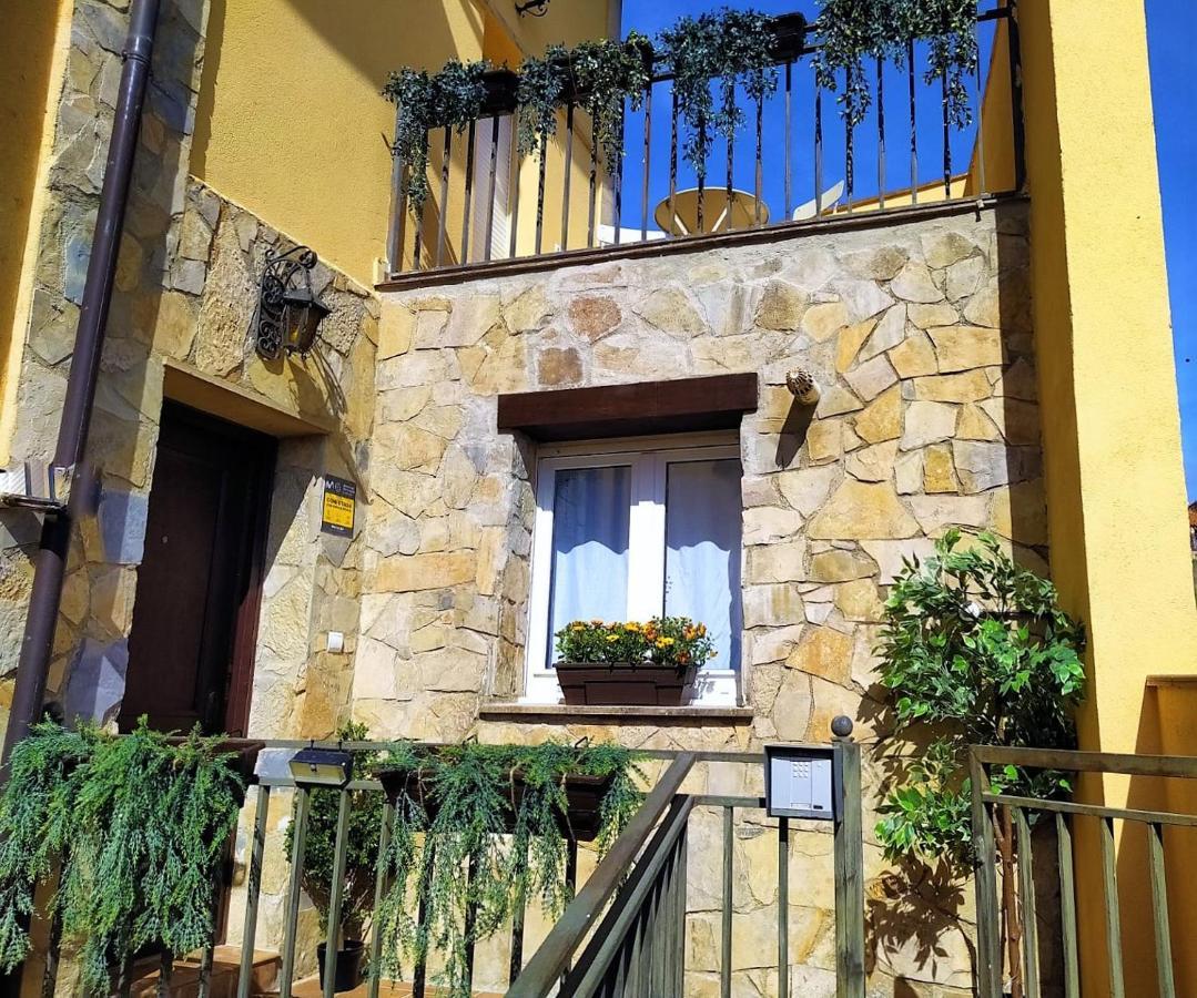 La Casa De Fuentetoba Villa ภายนอก รูปภาพ