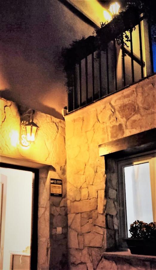 La Casa De Fuentetoba Villa ภายนอก รูปภาพ