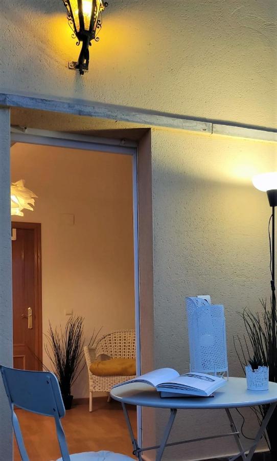 La Casa De Fuentetoba Villa ภายนอก รูปภาพ