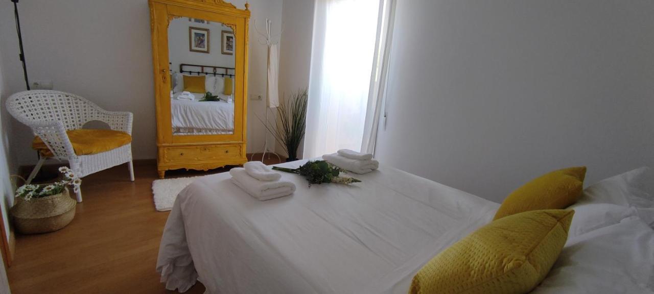 La Casa De Fuentetoba Villa ภายนอก รูปภาพ